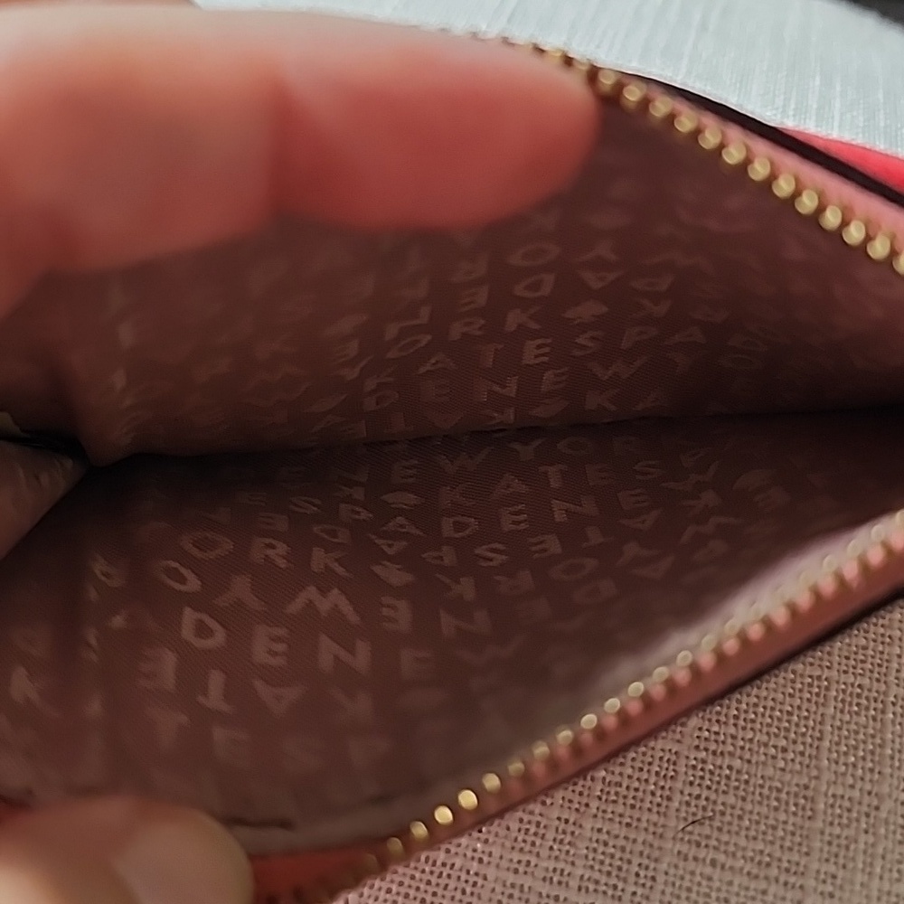 Used pink Kate Spade card/change wallet‎ - Picture 5 of 5